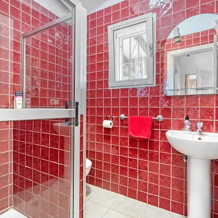 Isabella ヴィラ デニア