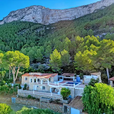 ヴィラ Isabella *